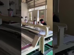 효율적인 연속 꿀집 패널 생산 라인