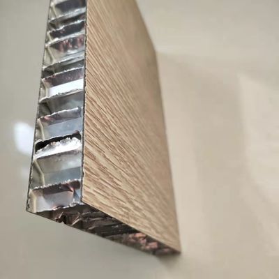 품질  ISO9001 750x1150mm HPL Honeycomb Panel 4mm 6mm Side Length 공장