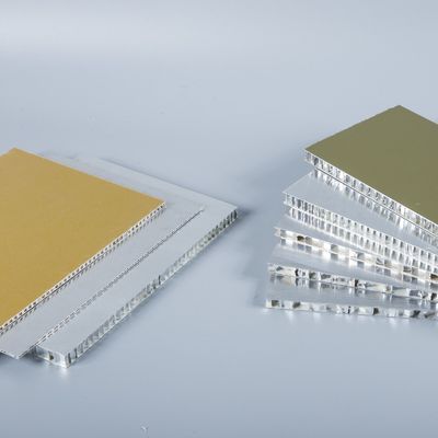 PE 및 PVDF 코팅 건설 1 2 알루미늄 꿀집 패널