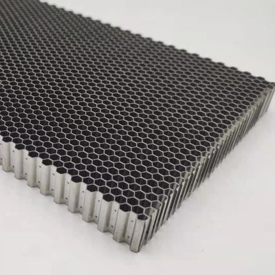 스팟 용접 8.2mm 셀 크기 금속 스테인리스 스틸 꿀집 공기 정렬기