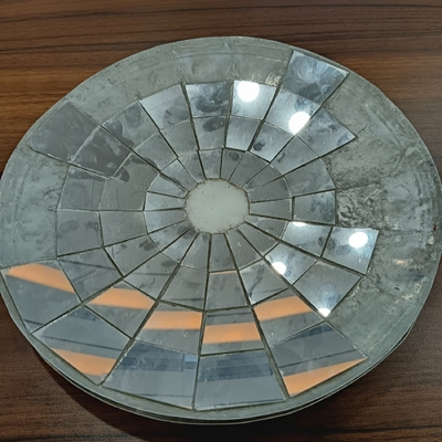 가볍고 강한 알루미늄 꿀집 패널 이 태양 전지판 에 사용 된다